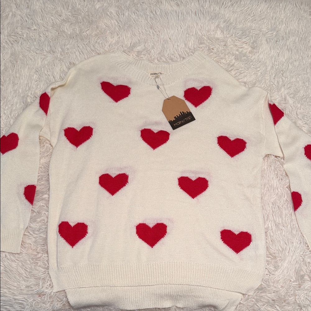 Main Strip Cream Sweater with Red Hearts NWT! - Picture 2 of 16